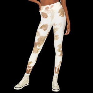WeWoreWhat Cowhide V-Shape Leggings